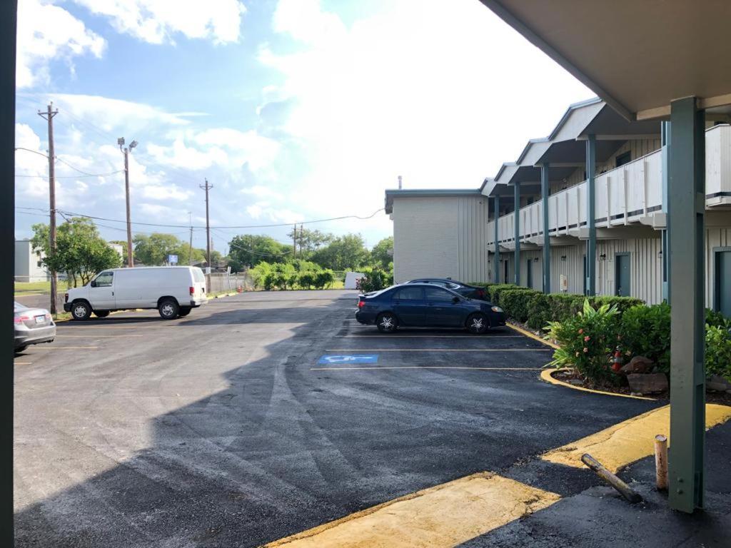 Safari Inn Motel Corpus Christi Bagian luar foto